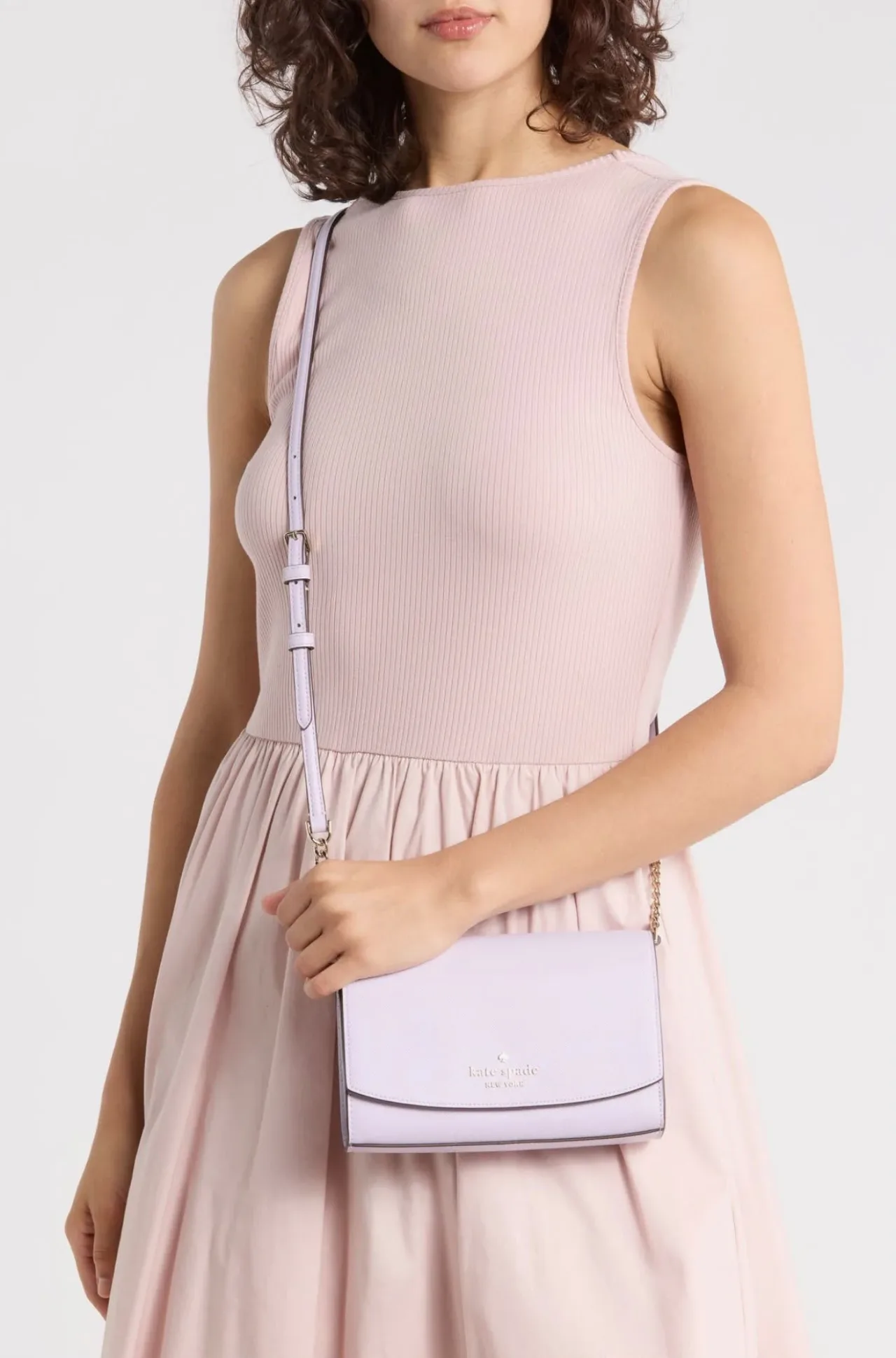 Kate Spade - Crossbody con cadena lila